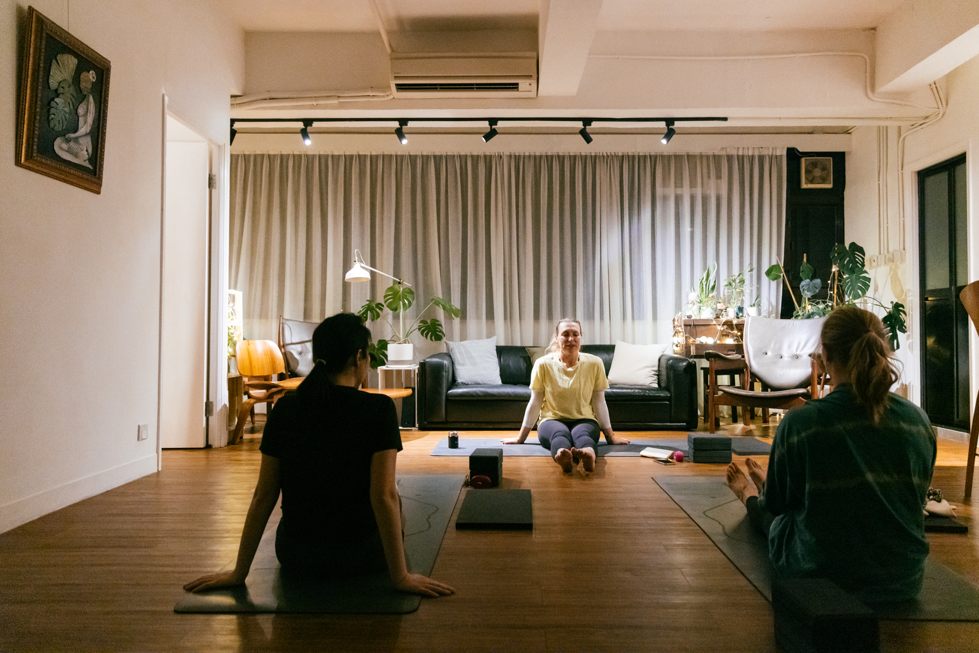 Cozy yoga studio in Kennedy Town, Hong Kong Island | Up to 10 mats | workshop ten